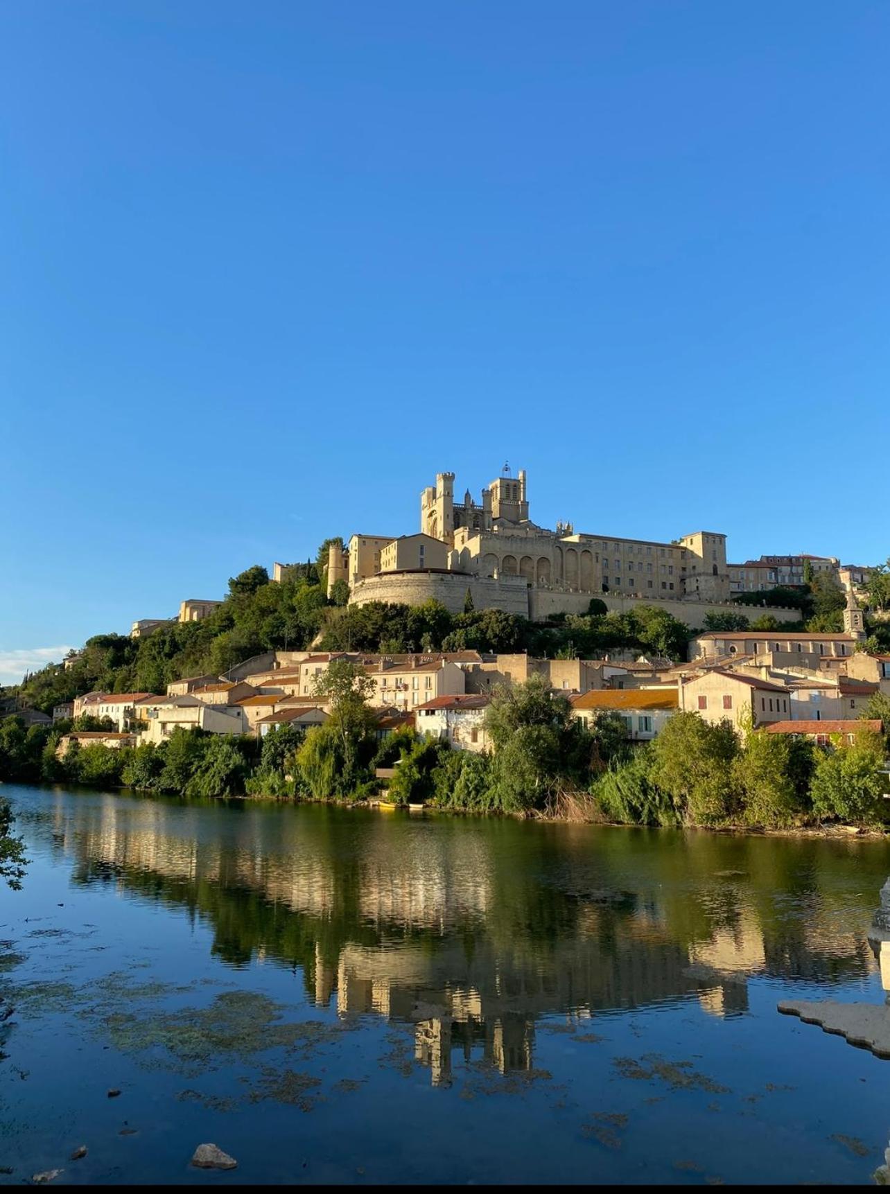 L'alberto-appartement Centre Beziers- Wifi -balcon -clim Apartment *