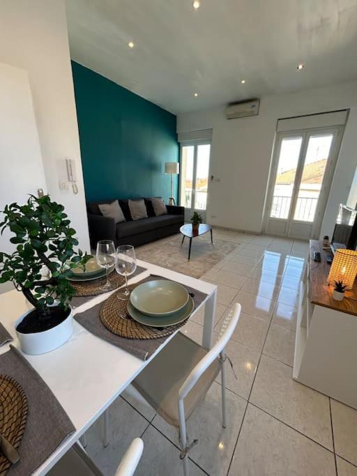 L'alberto-appartement Centre Beziers- Wifi -balcon -clim Apartment *